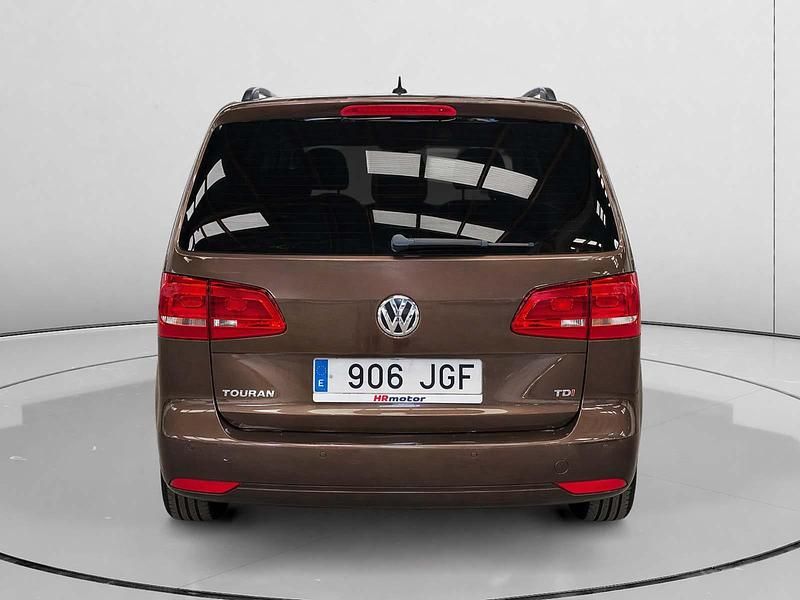Usado VW Touran Edition 105 CV (77 kW) 2015 Monovolumen