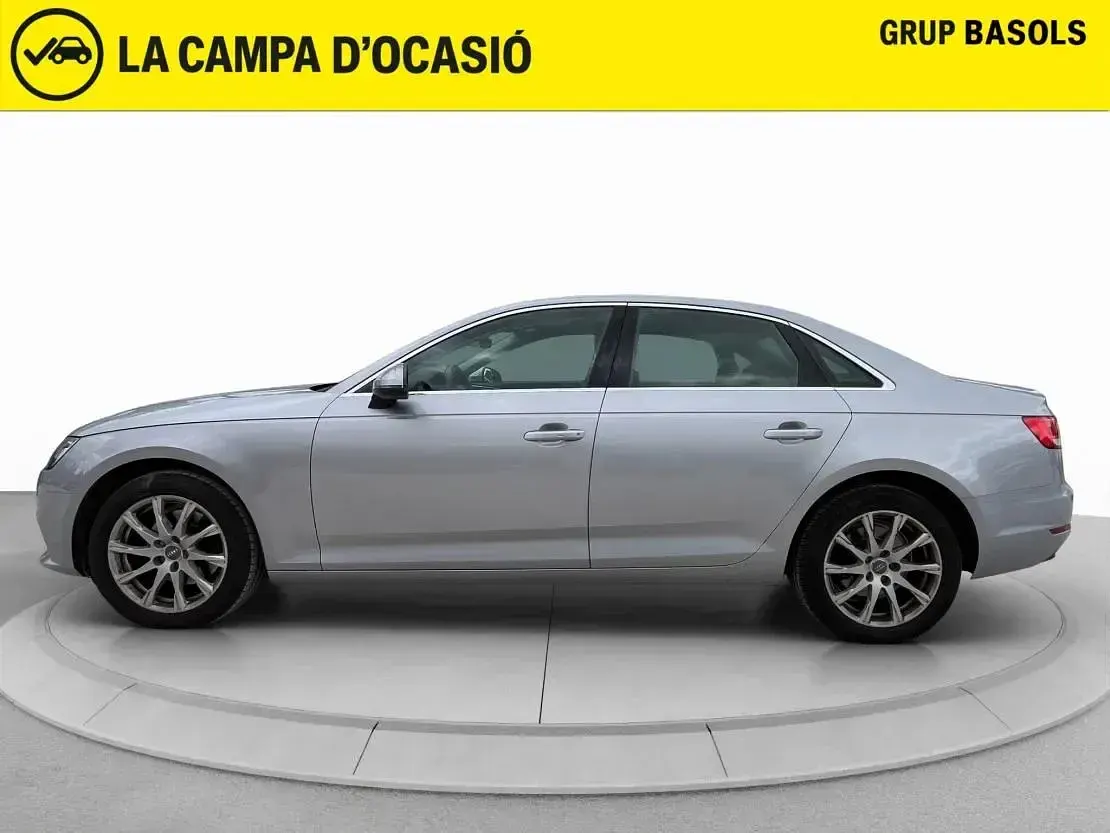 Usado Audi A4 150 CV (110 kW) 2018 Plata Berlina