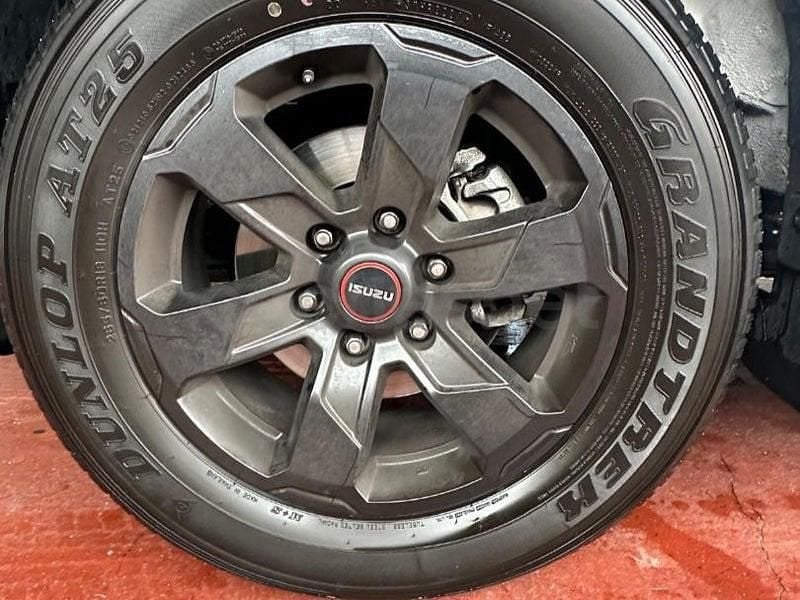 Usado Isuzu D-Max 163 CV (119 kW) 2024 Blanco Pickup/Camioneta