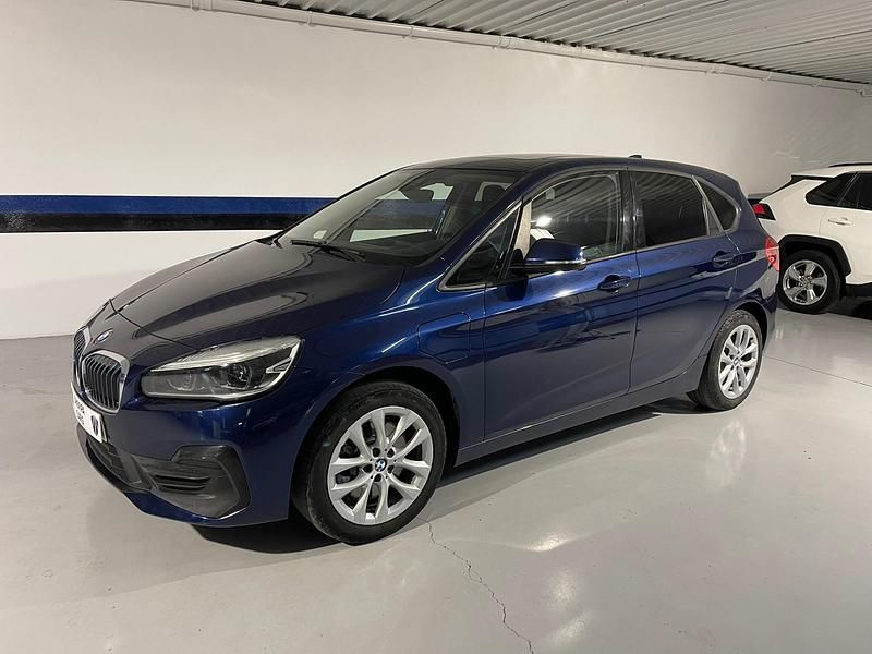 Usado BMW 225 Active Tourer iPerformance 220 CV (161 kW) 2021 Azul Monovolumen