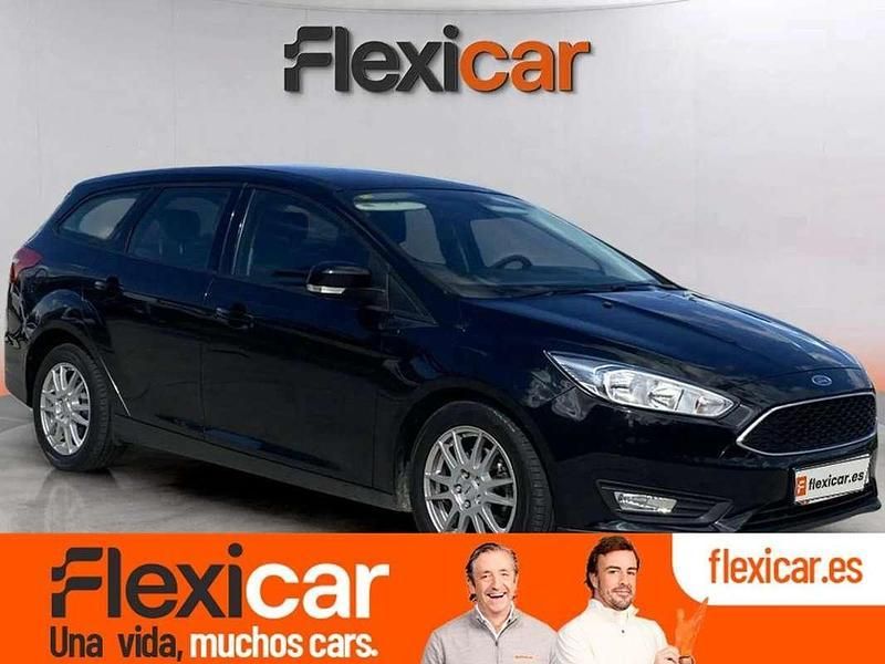 Negro Usado 2015 Ford Focus Familiar | 7990 € (Buen precio) - Imagen 1/4