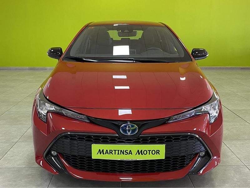 Usado Toyota Corolla Active 122 CV (89 kW) 2021 Rojo Berlina