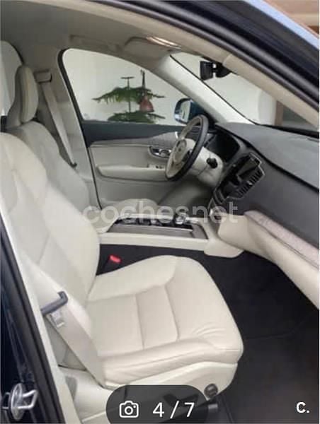 Usado Volvo XC90 Core 235 CV (172 kW) 2024 Azul SUV