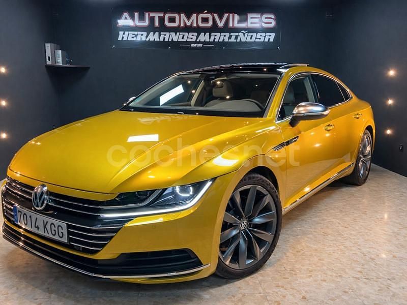 Usado VW Arteon Elegance 239 CV (175 kW) 2017 Amarillo Berlina