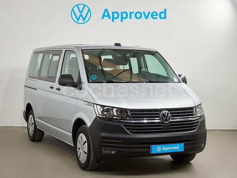 Gris / plata Usado 2024 VW Caravelle Monovolumen | 40.980 € (Un poco caro) - Imagen 1/4