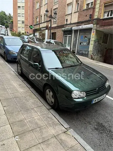 Usado VW Golf III Conceptline 90 CV (66 kW) 1999 Verde Berlina