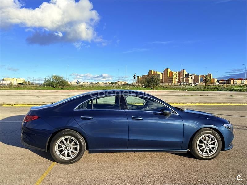 Usado Mercedes CLA200 150 CV (110 kW) 2020 Azul Berlina
