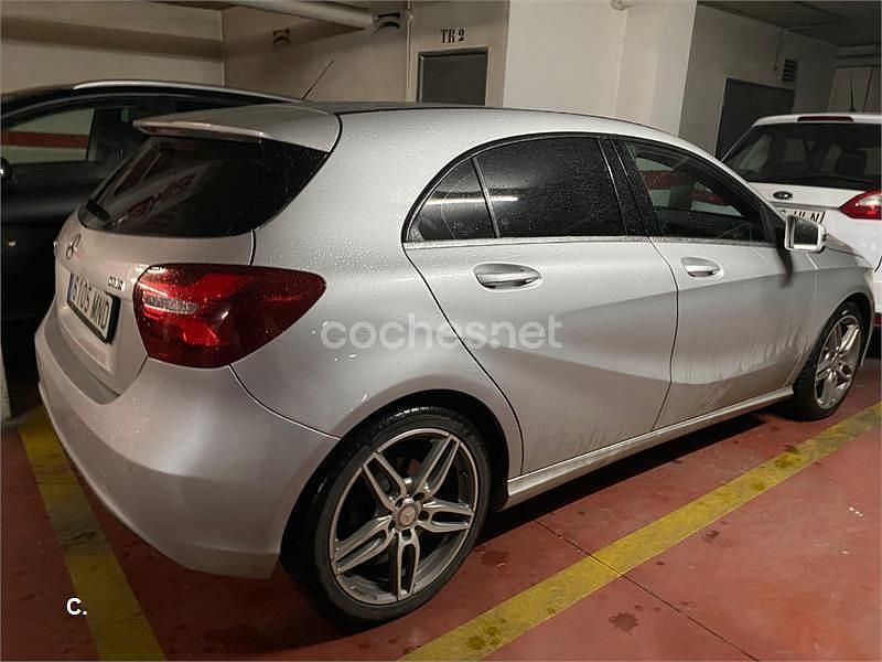 Usado Mercedes A200 Style 136 CV (100 kW) 2014 Gris / plata Berlina