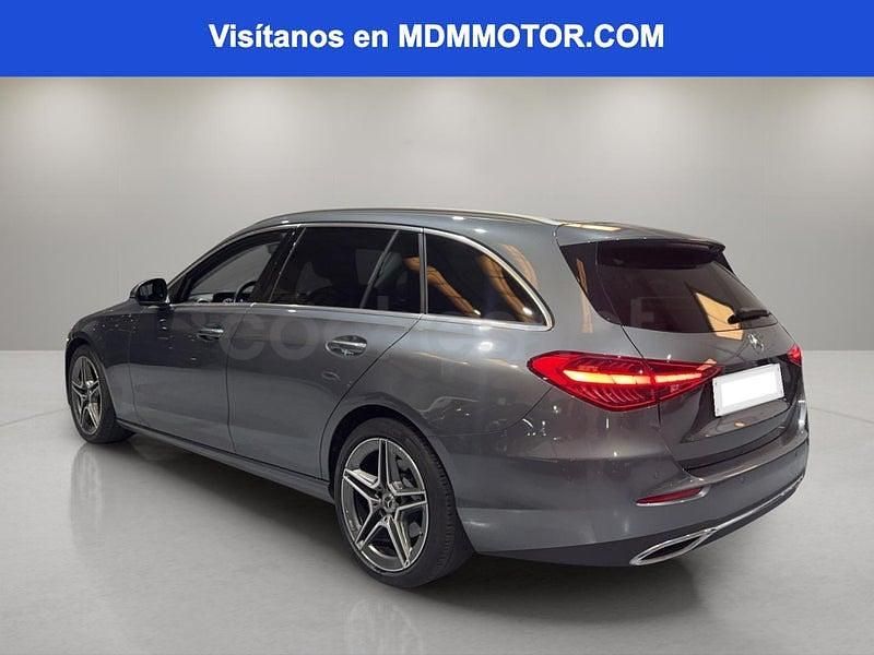 Usado Mercedes C200 163 CV (119 kW) 2022 Gris / plata Familiar