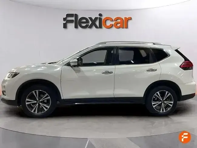 Usado Nissan X-Trail N-Connecta 163 CV (119 kW) 2018 Blanco SUV