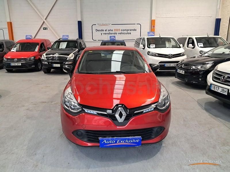 Usado Renault Clio IV Authentique 75 CV (55 kW) 2013 Naranja Berlina