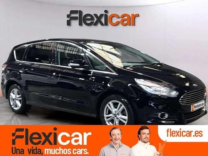 Usado Ford S-MAX Titanium 150 CV (110 kW) 2018 Negro Monovolumen
