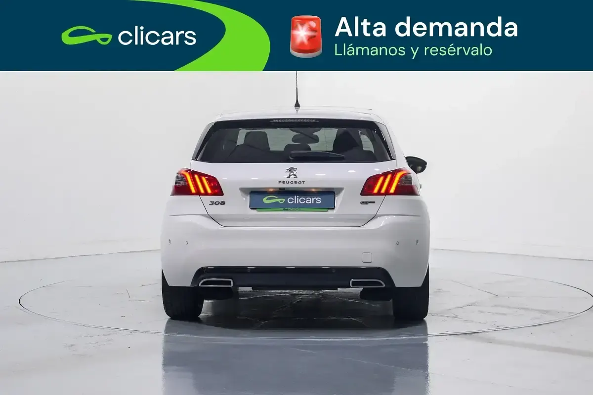 Usado Peugeot 308 GT 130 CV (95 kW) 2021 Blanco Berlina