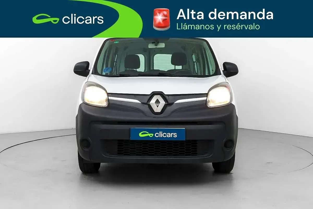 Usado Renault Kangoo 44 kW (60 CV) 2018 Blanco Monovolumen