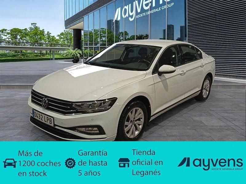 Blanco Usado 2021 VW Passat Business Berlina | 17.400 € (Buen precio) - Imagen 1/4