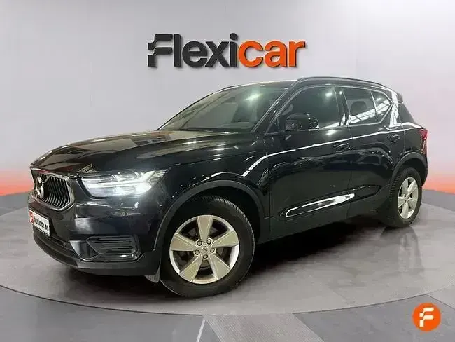 Usado Volvo XC40 Momentum 129 CV (94 kW) 2020 Blanco SUV