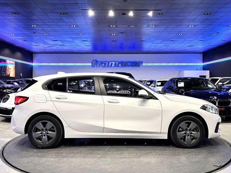 Usado BMW 116 116 CV (85 kW) 2021 Blanco Utilitario