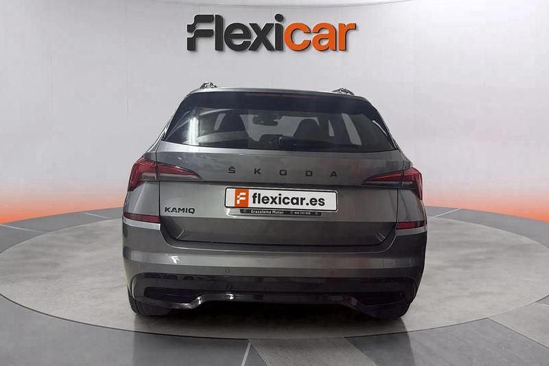 Usado Skoda Kamiq Monte Carlo 150 CV (110 kW) 2022 Gris SUV