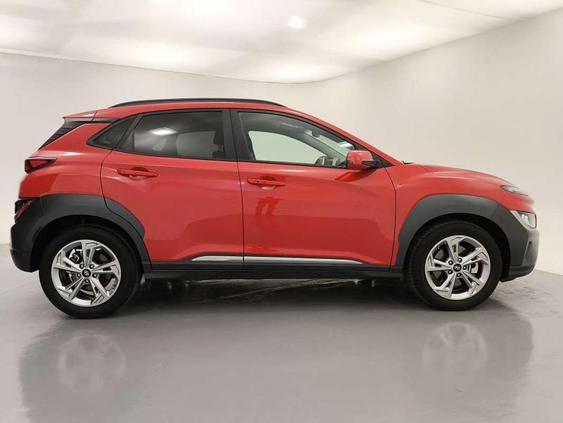 Usado Hyundai Kona 120 CV (88 kW) 2021 Rojo SUV