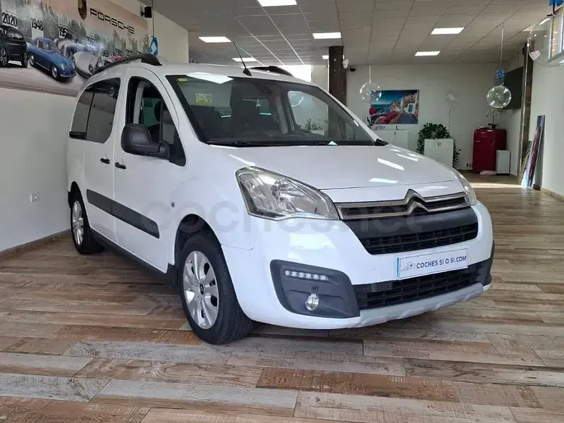 Usado Citroën Berlingo Feel 100 CV (73 kW) 2015 Blanco Monovolumen