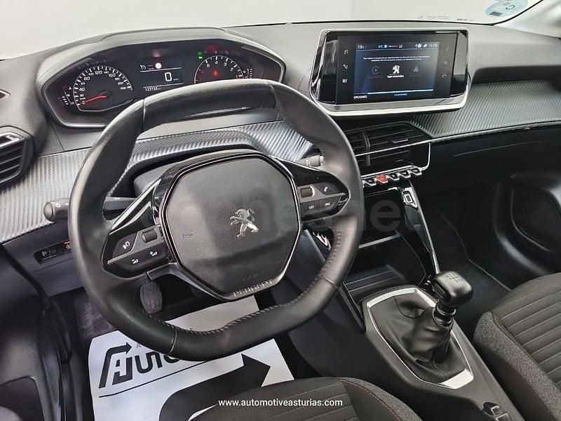 Usado Peugeot 208 Active 100 CV (73 kW) 2021 Blanco Utilitario