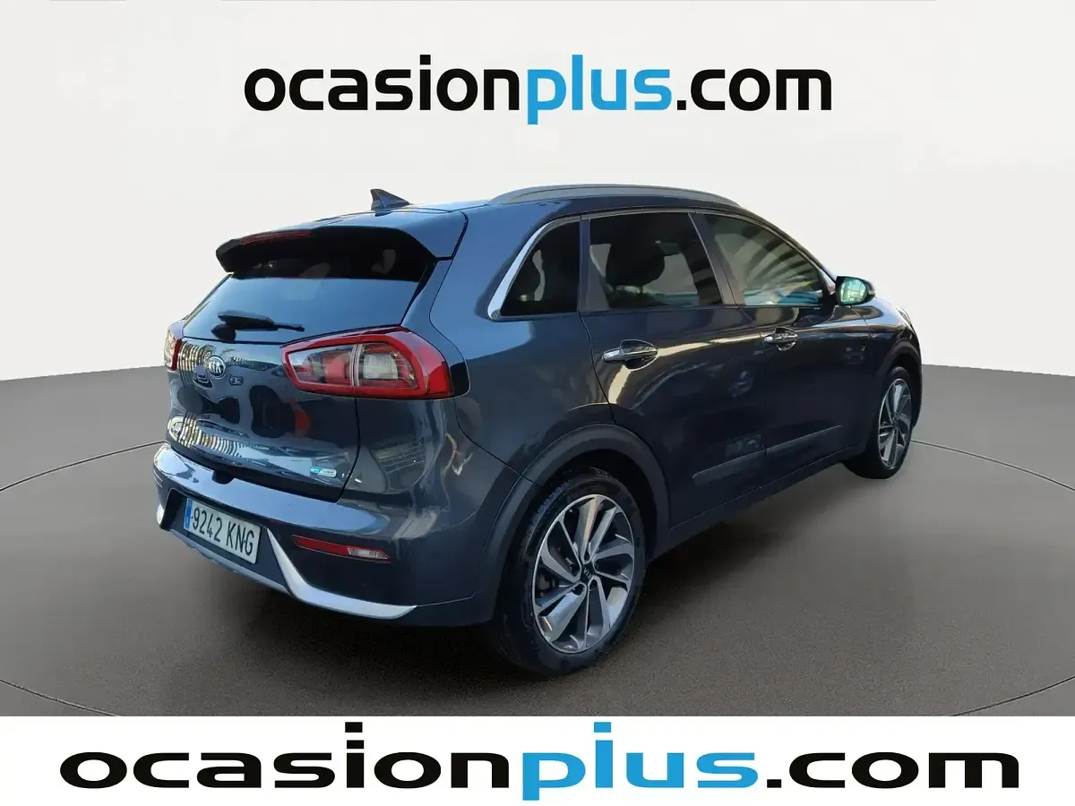 Usado Kia Niro 141 CV (103 kW) 2018 Gris SUV