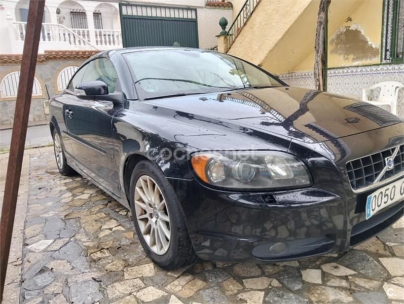 Usado Volvo C70 Momentum 150 CV (110 kW) 2009 Negro Descapotable