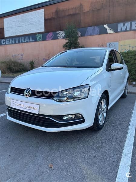Blanco Usado 2016 VW Polo Advance Berlina | 10.400 € (Precio justo) - Imagen 1/4