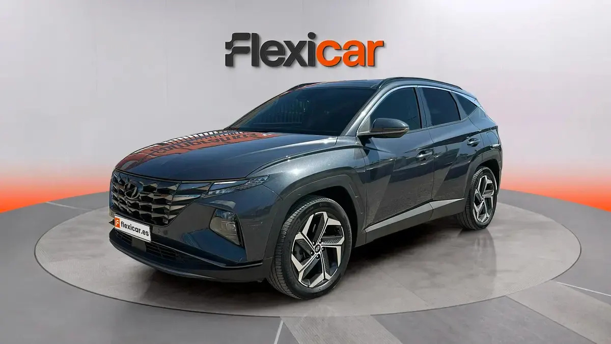 Usado Hyundai Tucson 136 CV (100 kW) 2021 Gris SUV