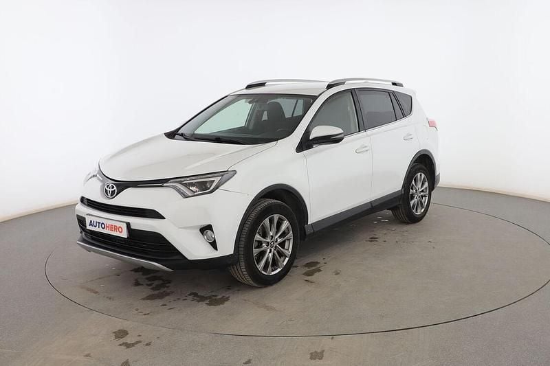 Usado Toyota RAV4 Advance 143 CV (105 kW) 2016 Blanco SUV