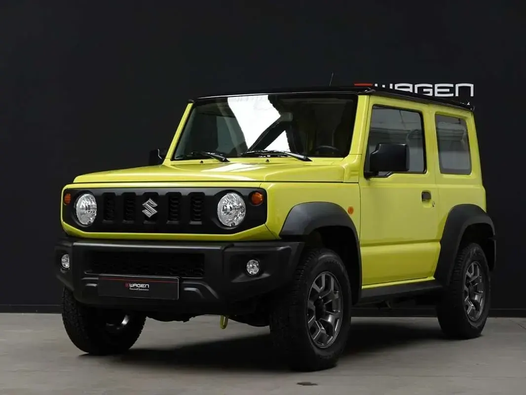 Usado Suzuki Jimny 102 CV (75 kW) 2019 Amarillo SUV