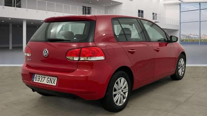 Usado VW Golf VI Advance 105 CV (77 kW) 2009 Rojo Utilitario