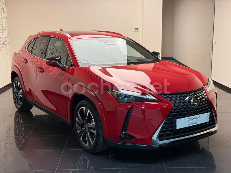 Rojo Usado 2025 Lexus UX SUV | 41.400 € - Imagen 1/4