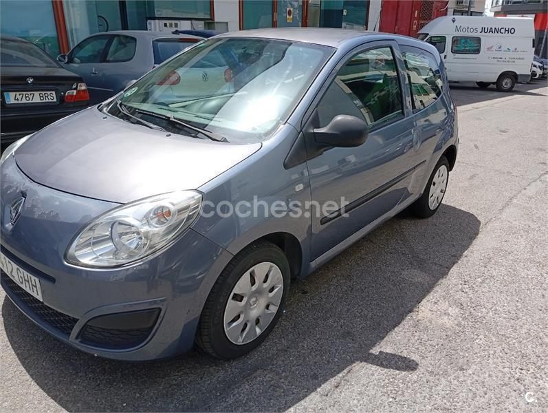 Gris / plata Usado 2008 Renault Twingo Dynamique Utilitario | 3200 € (Precio justo) - Imagen 1/4