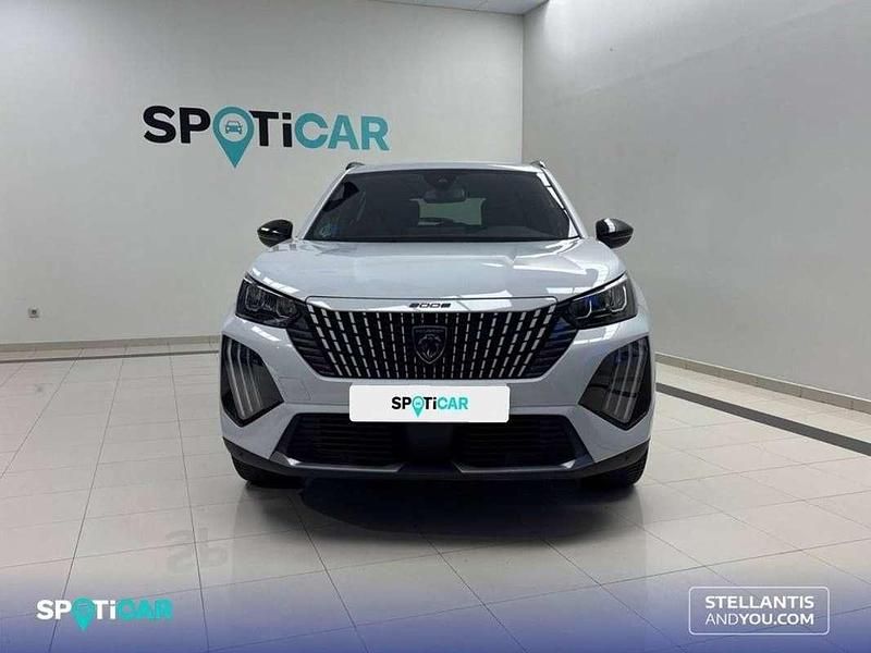 Usado Peugeot 2008 Allure 145 CV (106 kW) 2025 Blanco SUV