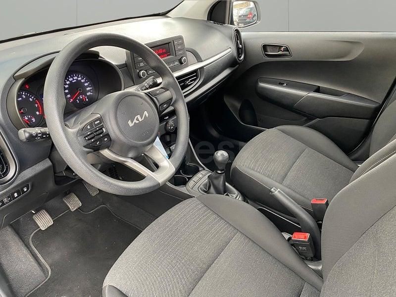 Usado Kia Picanto 67 CV (49 kW) 2024 Gris / plata Utilitario