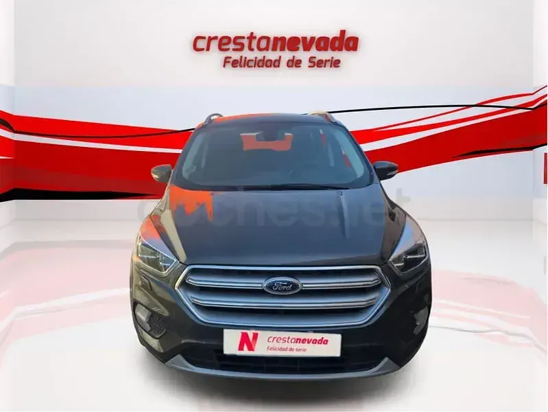 Usado Ford Kuga Titanium 150 CV (110 kW) 2019 Gris / plata SUV