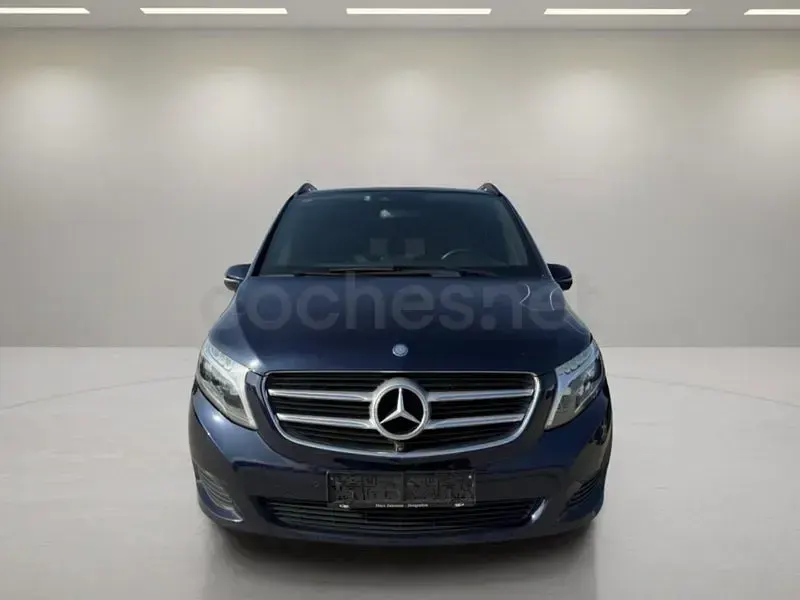 Usado Mercedes V220 Avantgarde 163 CV (119 kW) 2019 Azul Monovolumen
