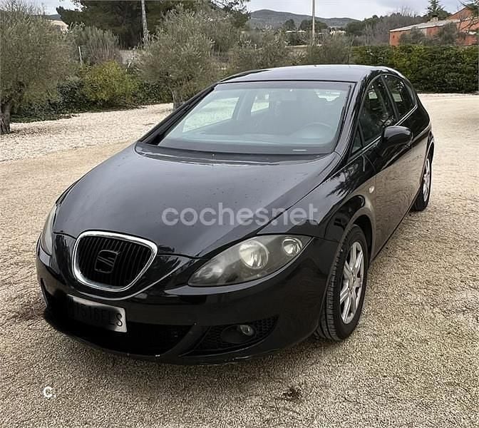 Negro Usado 2007 Seat Leon Ecomotive Berlina | 4350 € (Precio justo) - Imagen 1/4