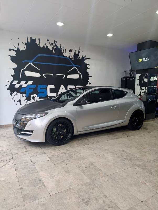 Gris Usado 2012 Renault Mégane Coupé Coupe | 17.490 € - Imagen 1/4