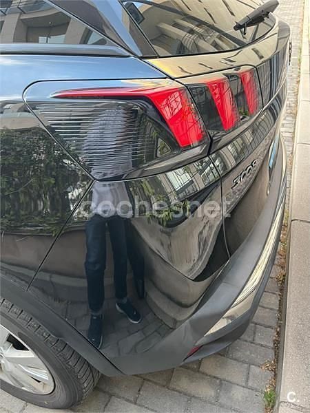 Usado Peugeot 3008 Allure 120 CV (88 kW) 2017 Negro SUV