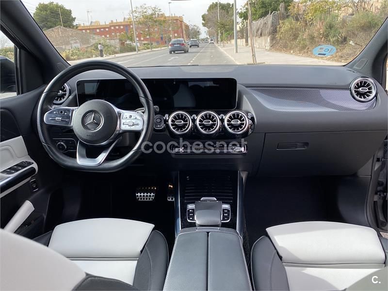 Usado Mercedes B220 170 CV (125 kW) 2019 Negro Monovolumen