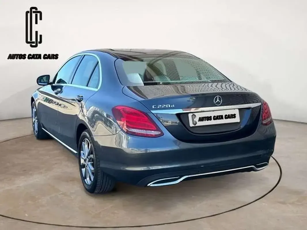 Usado Mercedes C220 170 CV (125 kW) 2016 Gris Berlina