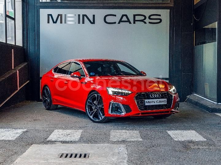 Rojo Usado 2023 Audi A5 Sportback Advanced Plus Berlina | 45.900 € (Caro) - Imagen 1/4
