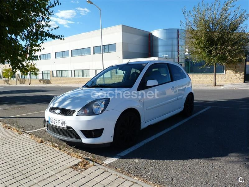 Blanco Usado 2007 Ford Fiesta ST Berlina | 5200 € - Imagen 1/4
