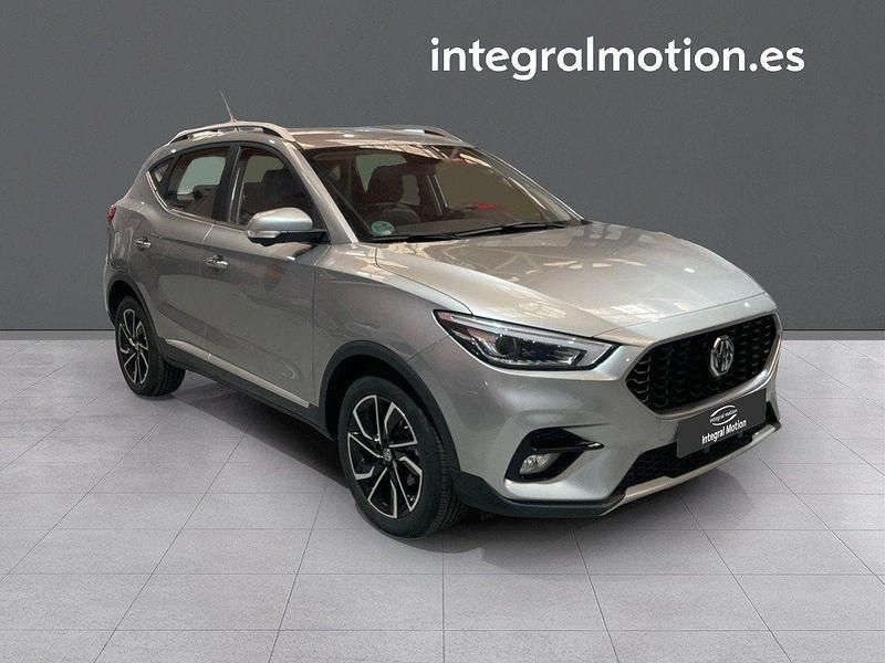Usado MG ZS Luxury 107 CV (78 kW) 2023 Otros Berlina