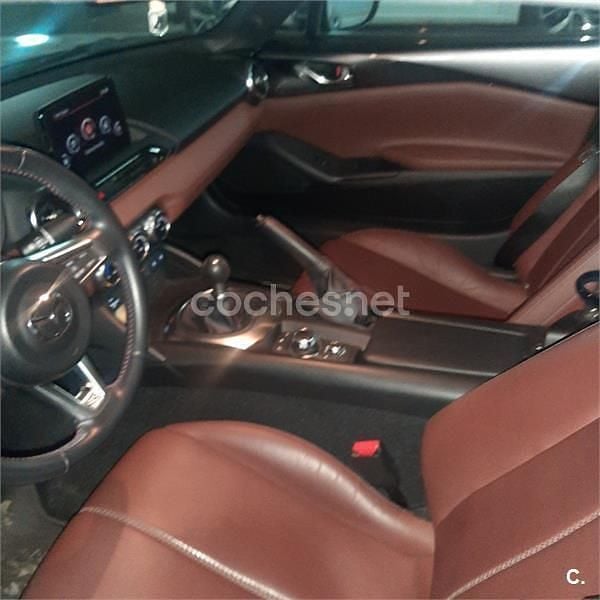 Usado Mazda MX5 Edition 160 CV (117 kW) 2018 Gris / plata Descapotable