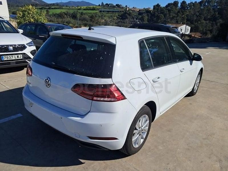 Usado VW Golf VIII 115 CV (84 kW) 2021 Blanco Berlina