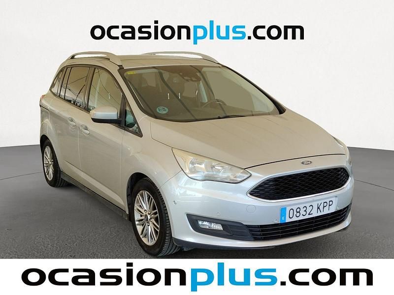 Usado Ford Grand C-Max Trend+ 125 CV (91 kW) 2018 Gris plata Monovolumen