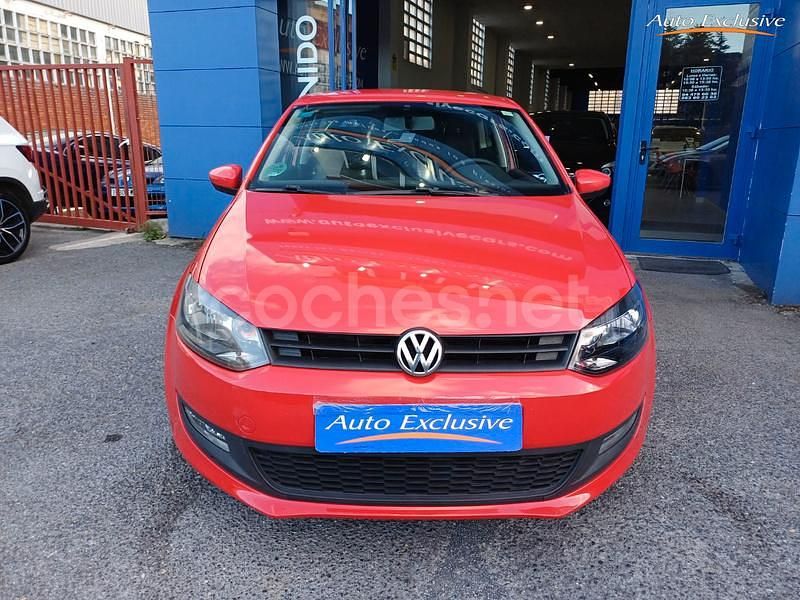 Usado VW Polo Advance 70 CV (51 kW) 2013 Rojo Berlina